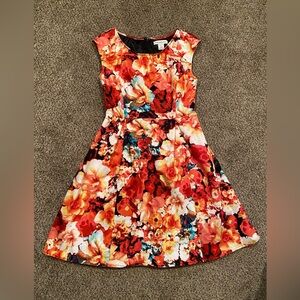 Liz Claiborne Size 4 Mini Floral Dress